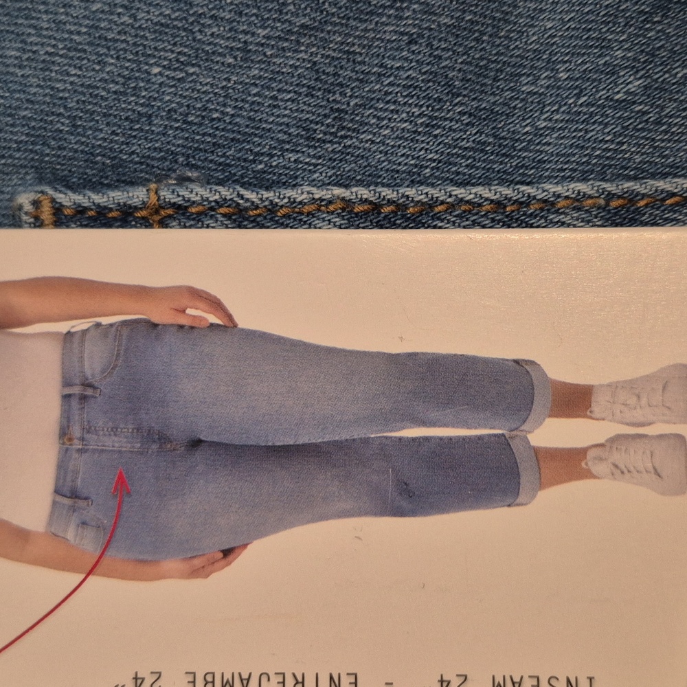 Sz 16 💙Santana Jeans Mid-Rise straight leg Capri style classic Fit jeans.
